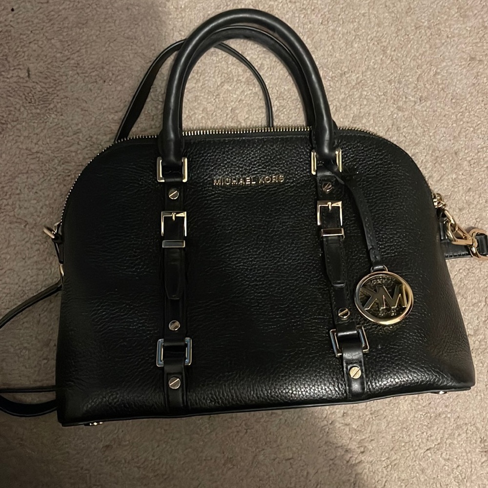 Black Michael kors bag